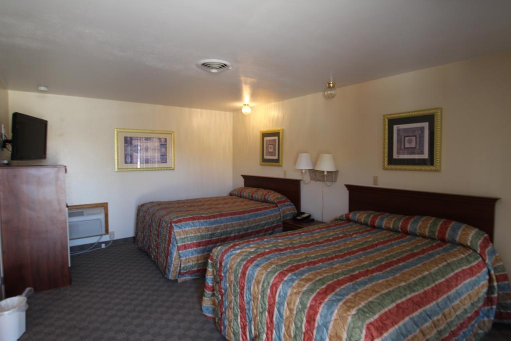 Trails End Motel Sheridan Exterior photo